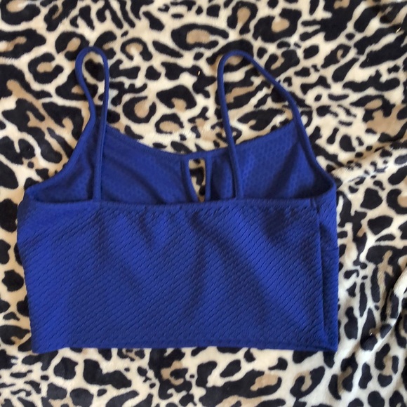 Blue crop top - Picture 3 of 3